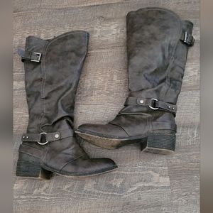 Women's knee-high zipper boots